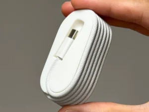 Apple USB-C Woven Cable Organizer - 1 Meter